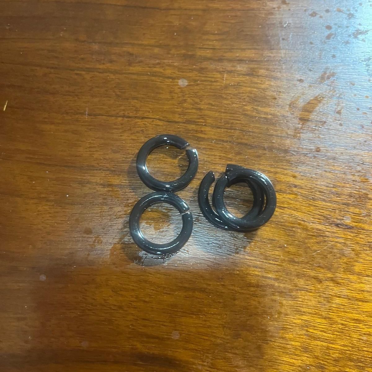 Instandsetzung Hydraulikzylinder fürs Cabrioverdeck – Porsche 996 / 997 Reparatur Porsche 996/997 Cabrio: Hydraulik-Verdeckzylinder repariert – dicht und funktionsgeprüft